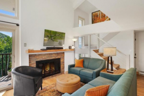 Bear Claw 401 - Ski-in Ski-out Condo!